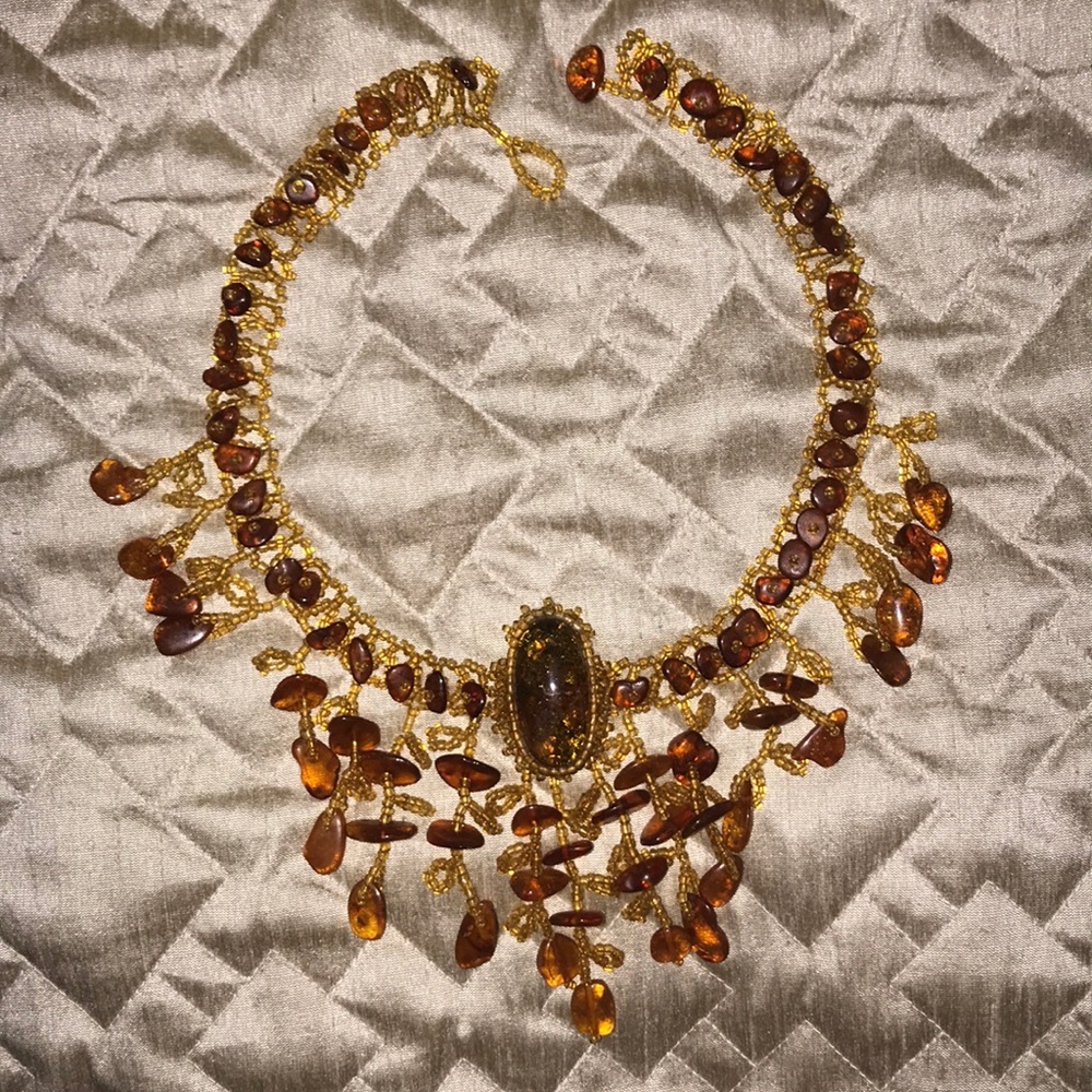 Stunning Victorian style Amber necklace